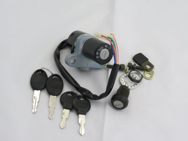 STACYJKA DERBI SENDA 50 4 PRZEWODY AI22701