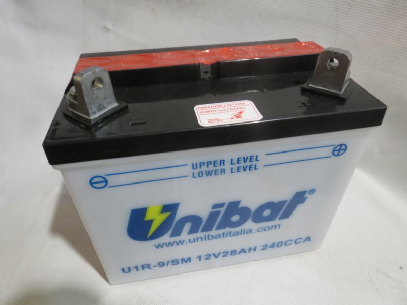AKUMULATOR UNIBAT U1R9 12V 28AH  kosiarka p+/sm
