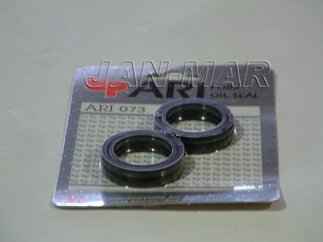 USZCZELNIACZ ARI073 P40FORK455026 33x46x11