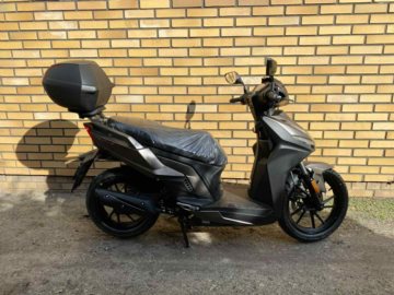 KYMCO AGILITY S50 BRAZOWY MAT 00433 Z KUFREM