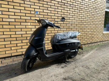 PEUGEOT DJANGO 125 DARK CZARNY MAT 007010