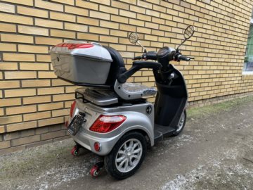 BARTON TRES 50 ELEKTRYCZNY SREBRNY 01092 + KUFER