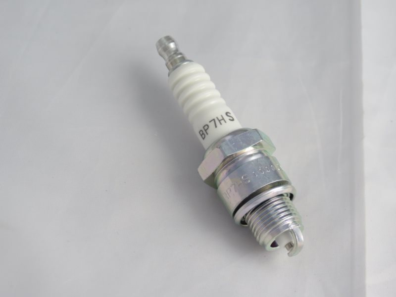 SWIECA NGK BP7HS W22FPU