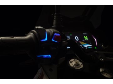 JUNAK RX401 CZARNY 02796 z kuframi, prawo jazdy A2