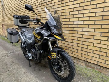 JUNAK RX401 CZARNY 02796 z kuframi, prawo jazdy A2