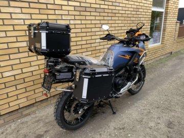 ZONTES 703-F NIEBIESKI Z KUFRAMI 10391 21CALI