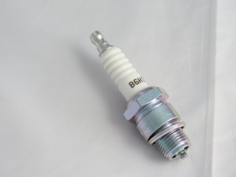 SWIECA NGK B6HS