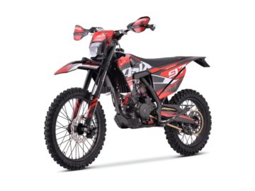 ASIX CROSS XT97 A1 300 21/18 CZERWONY