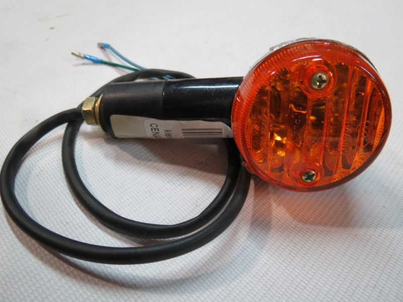 KIERUNKOWSKAZ JUNAK 902 TYL T51709 LEWY,T51698 PRA