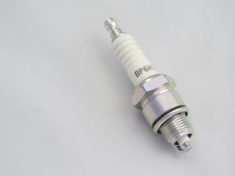 SWIECA NGK BP6HS 4511