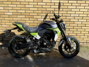 BARTON FOSTI NAKED 125 ZIELONY  07379