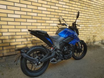 JUNAK RSL 125 NIEBIESKI 00190