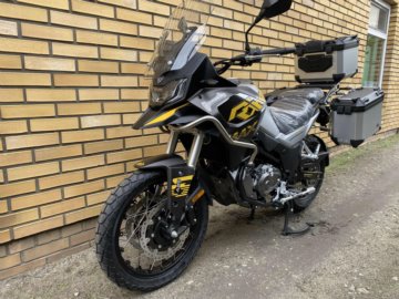 JUNAK RX401 CZARNY 02796 z kuframi, prawo jazdy A2