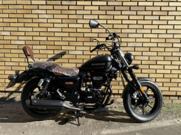 UM RENEGADE SPORT 125 CZARNY MAT 000385