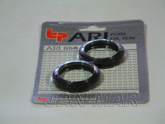 USZCZELNIACZ ARI058 P40FORK455047 39X51X8/10,5