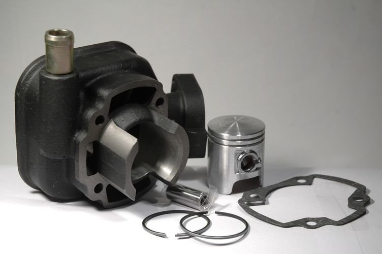 CYLINDER PEUGEOT CIECZ 50CCM  2T 40mm PF100080201