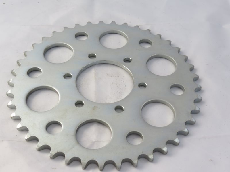 ZEBATKA TYL 818-41 2300090 CAR630