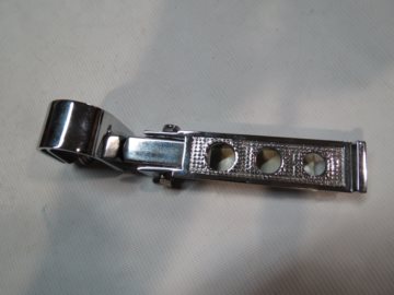 PODNOZEK KIEROWCY MO6214