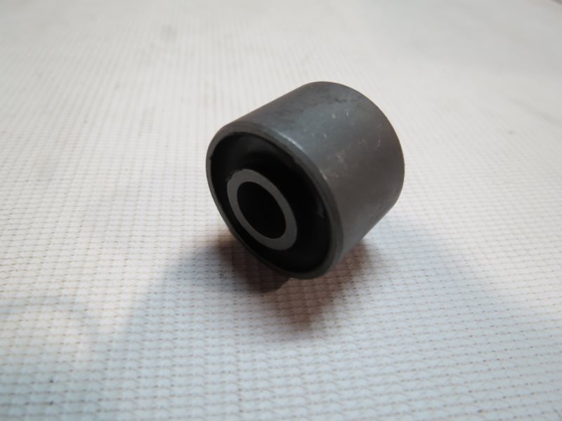 TULEJKA METAL-GUM.ZAW. 28/10/20/22 10X28X22 ZD5004