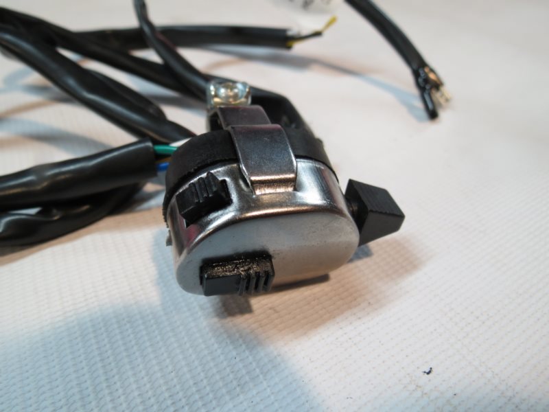 PRZELACZNIK ZESPOLONY CUSTOM AW5173